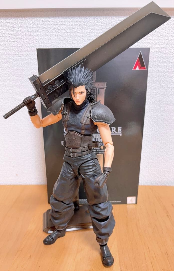 ザックス プレイアーツ改 FF7 フィギュア