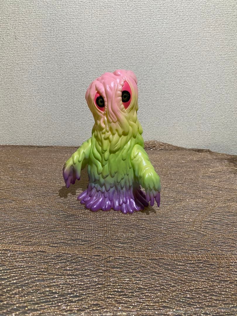 FantazzzyTOYS ヘドラ ソフビ コットンキャンディー