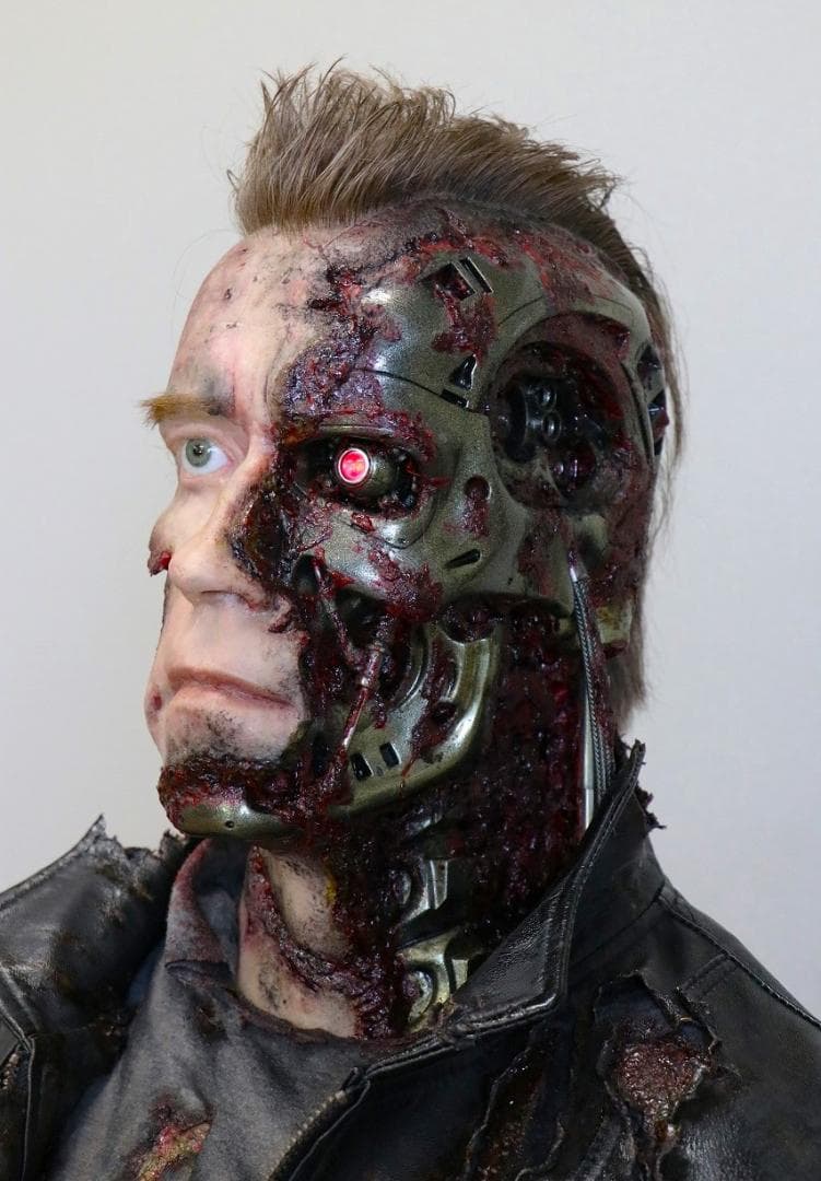 等身大 ターミネーター３ シリコンバスト T3 アーノルドシュワルツェネッガー