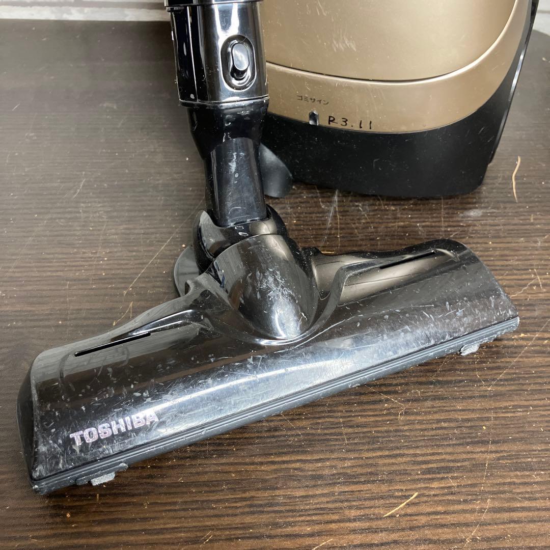 TOSHIBA紙パック掃除機　VC-PJ7A