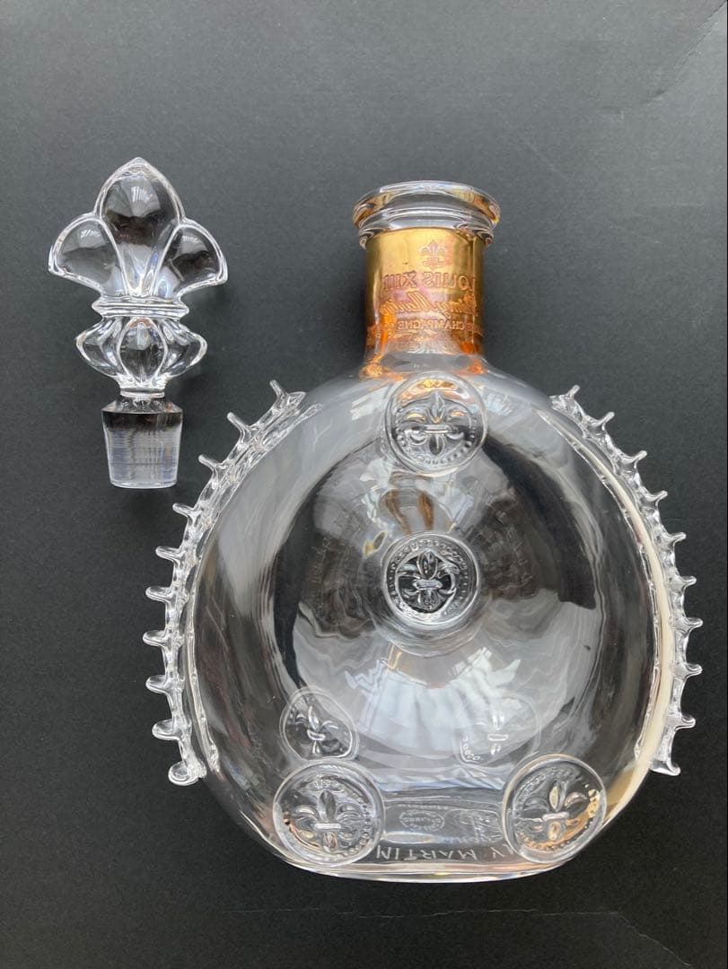 レミーマルタン ルイ13世 バカラ クリスタルの空瓶