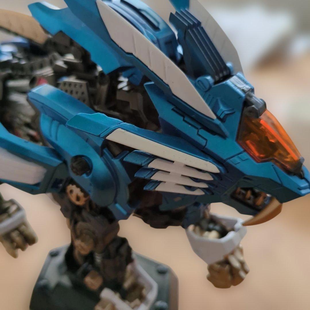 f*e様 ゾイド　ZOIDZ AZ　ブレードライガー　塗装済　みLED電飾　完成