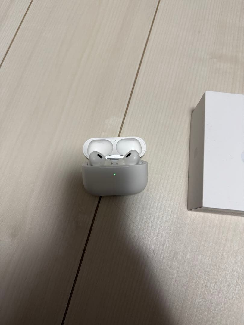 AirPods Pro 第2世代本体 充電ケース付き