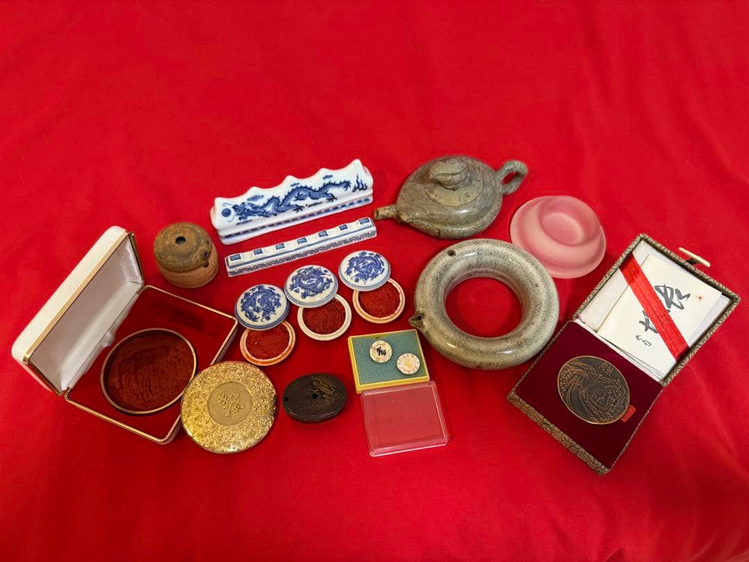 乾隆年製 ★☆朱肉 印泥 24K GP 水差し 水滴 書道 バッヂ 万里の長城