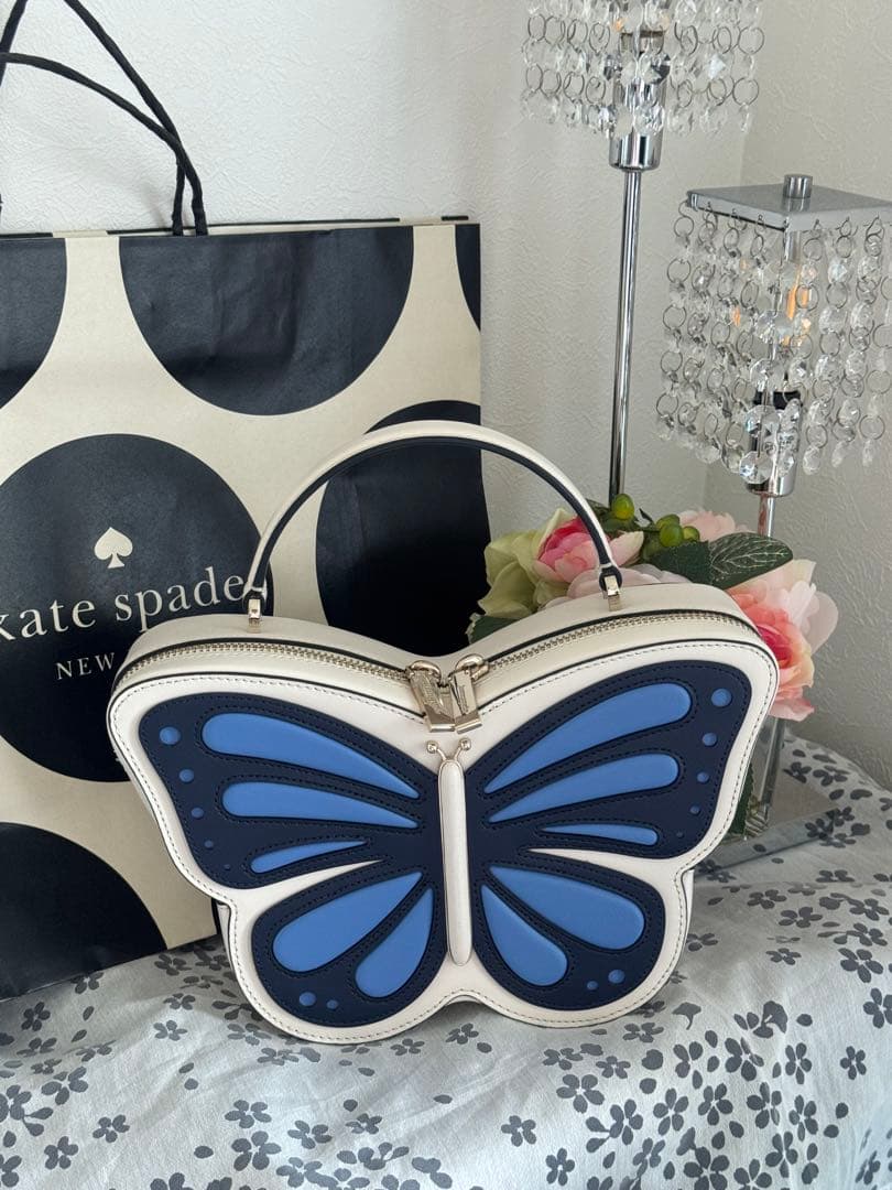 ⭐︎kate spade⭐︎ フラッターフライ 3D クロスボディ ショルダーバッグ