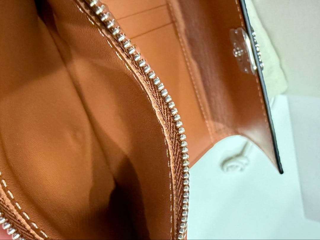 【新品同様】ロエベ アナグラム バーティカル スモール ウォレット タン