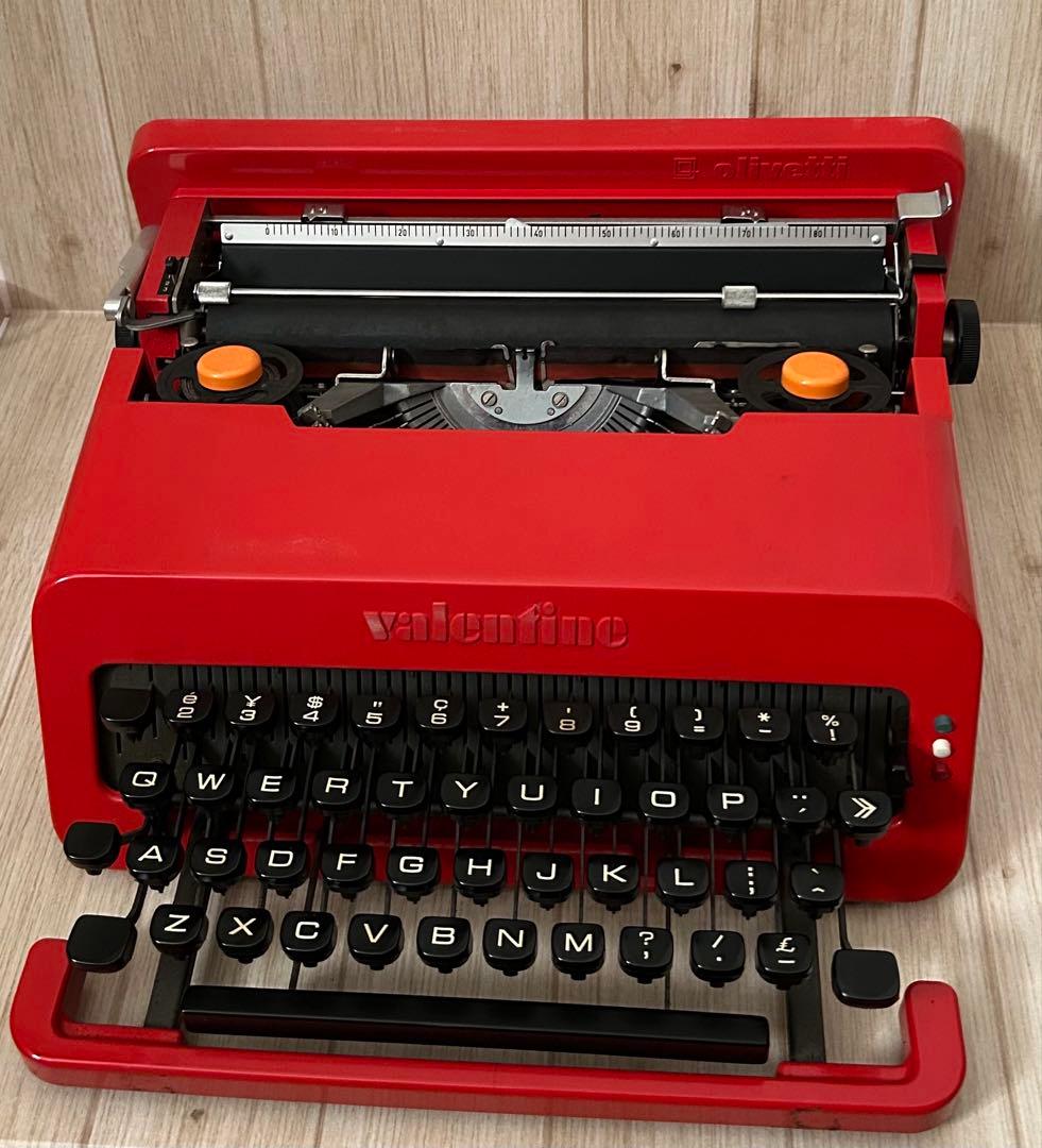Olivetti Valentine オリベッティ バレンタイン タイプライター
