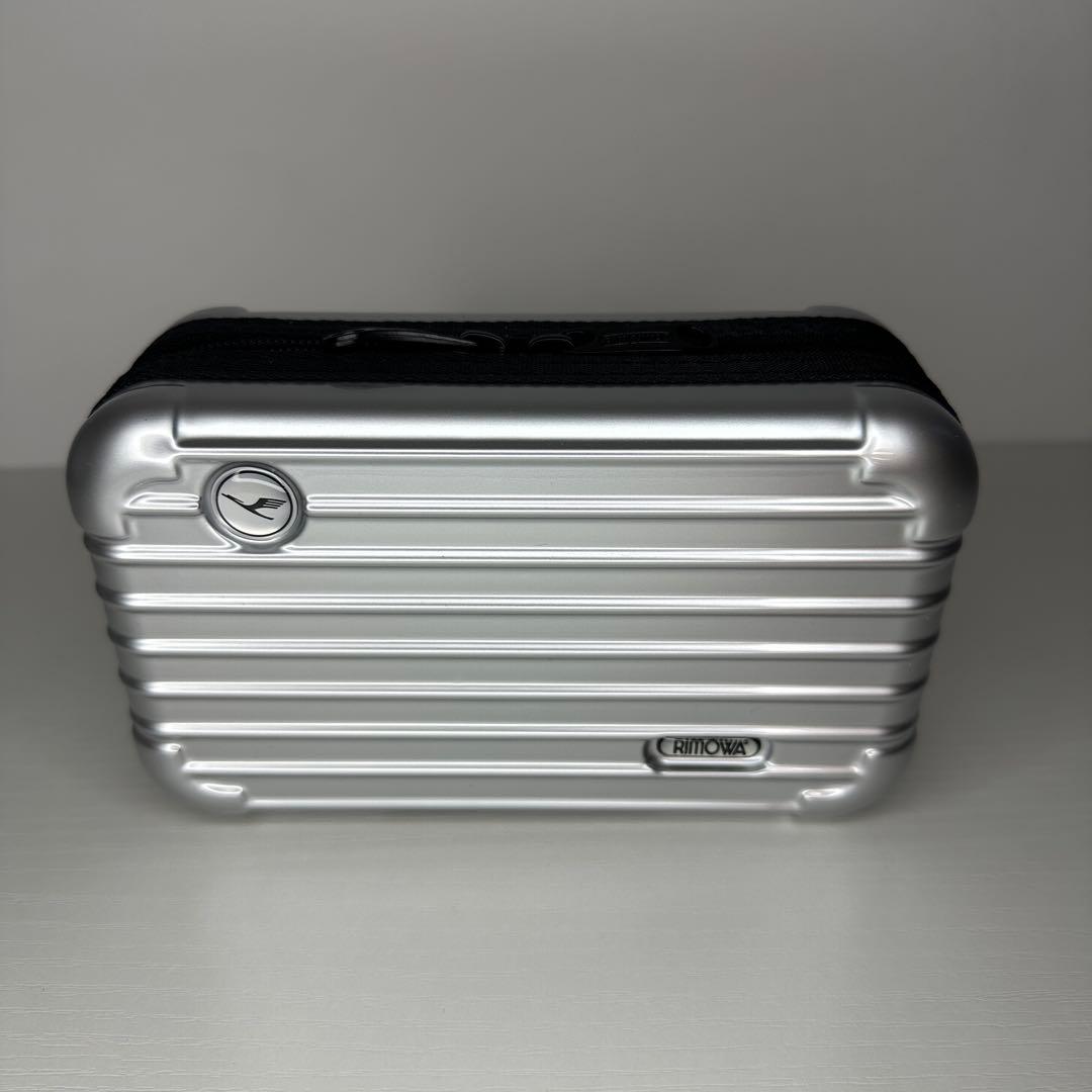 【非売品】RIMOWA Lufthansa アメニティキット メタリックシルバー