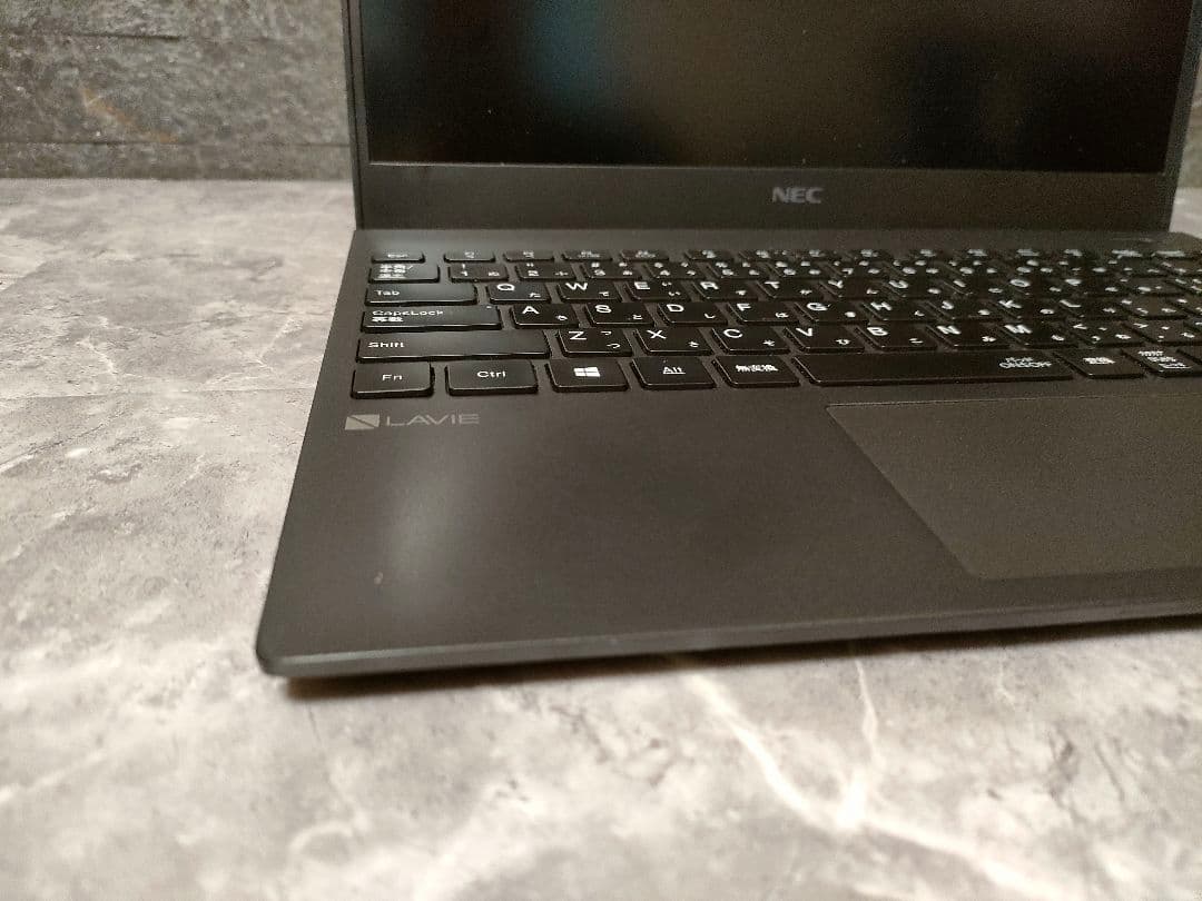 NEC corei5 第10世代 新品SSD256GB バッテリー良好