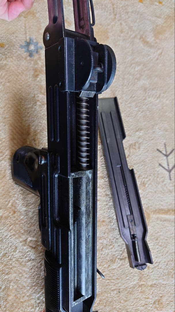 MARUSHIN UZI サブマシンガン