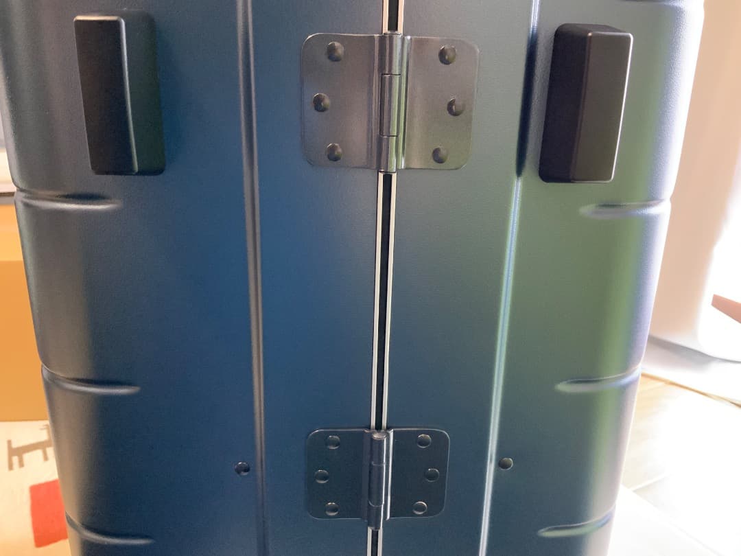 gorogoro　　ダークグレー TSAロック付きキャリーケース