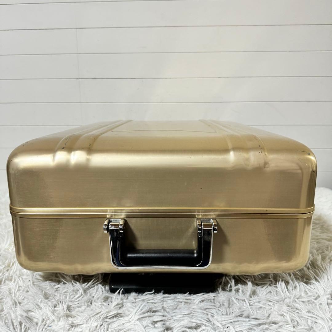 廃盤✨ゼロハリバートン　キャリーケース　アルミ　ジュラルミン　ポリッシュゴールド