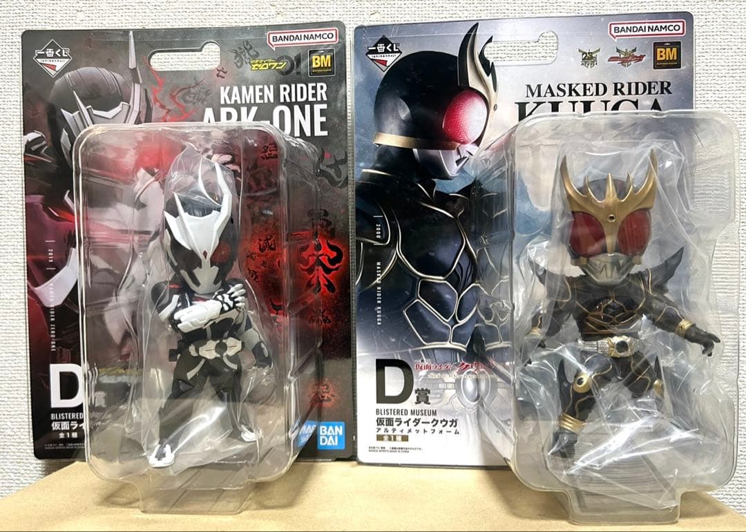 美品 仮面ライダー1番くじクウガアルティメット仮面ライダーゼロワンD賞アークワン