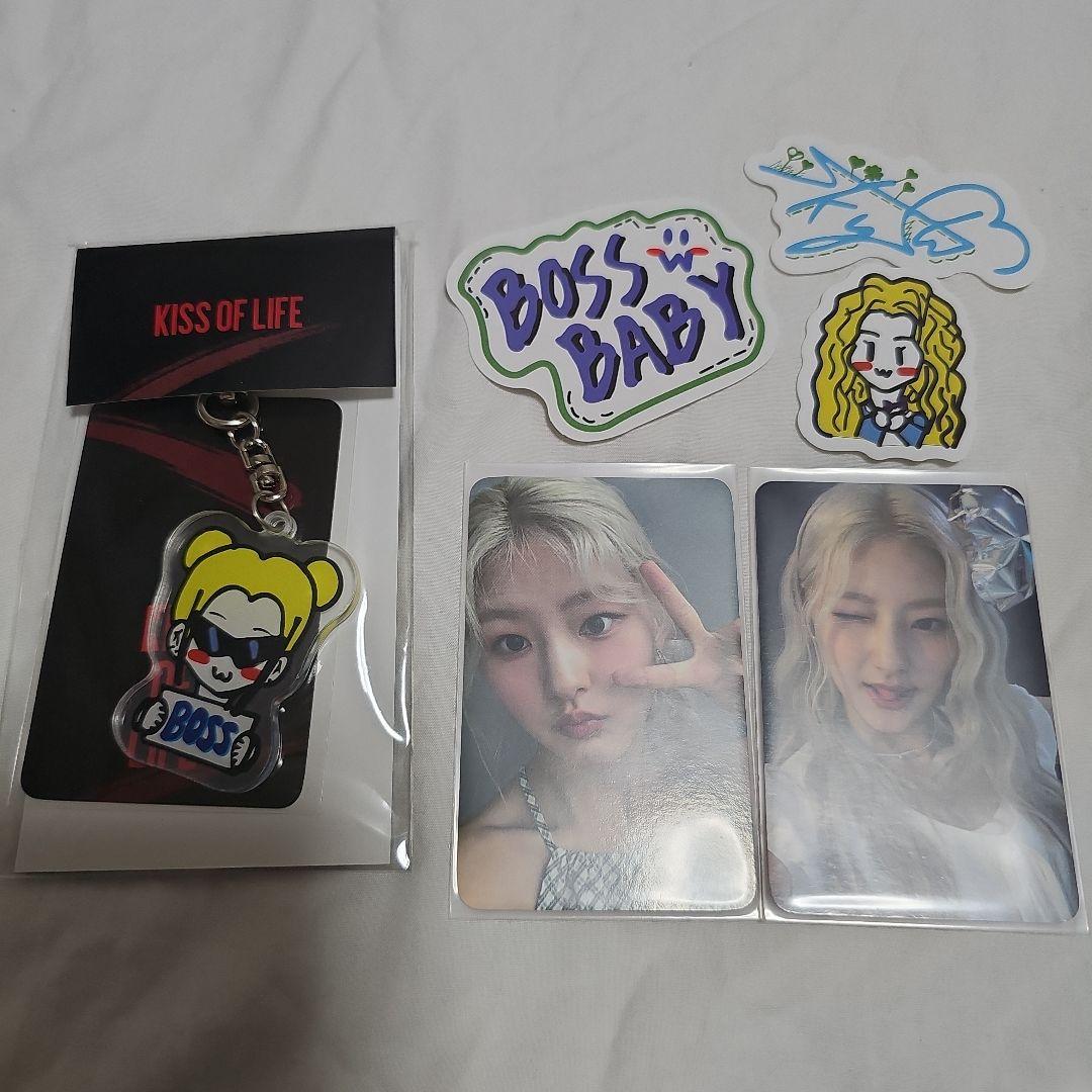 KISS OF LIFE everline ハヌル　キーリング トレカ