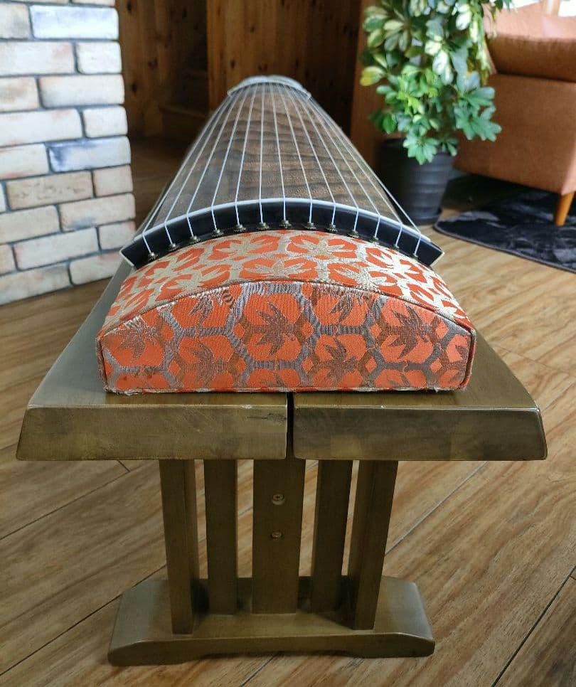 ももちゃん　琴13弦　すだれ彫り　付属品