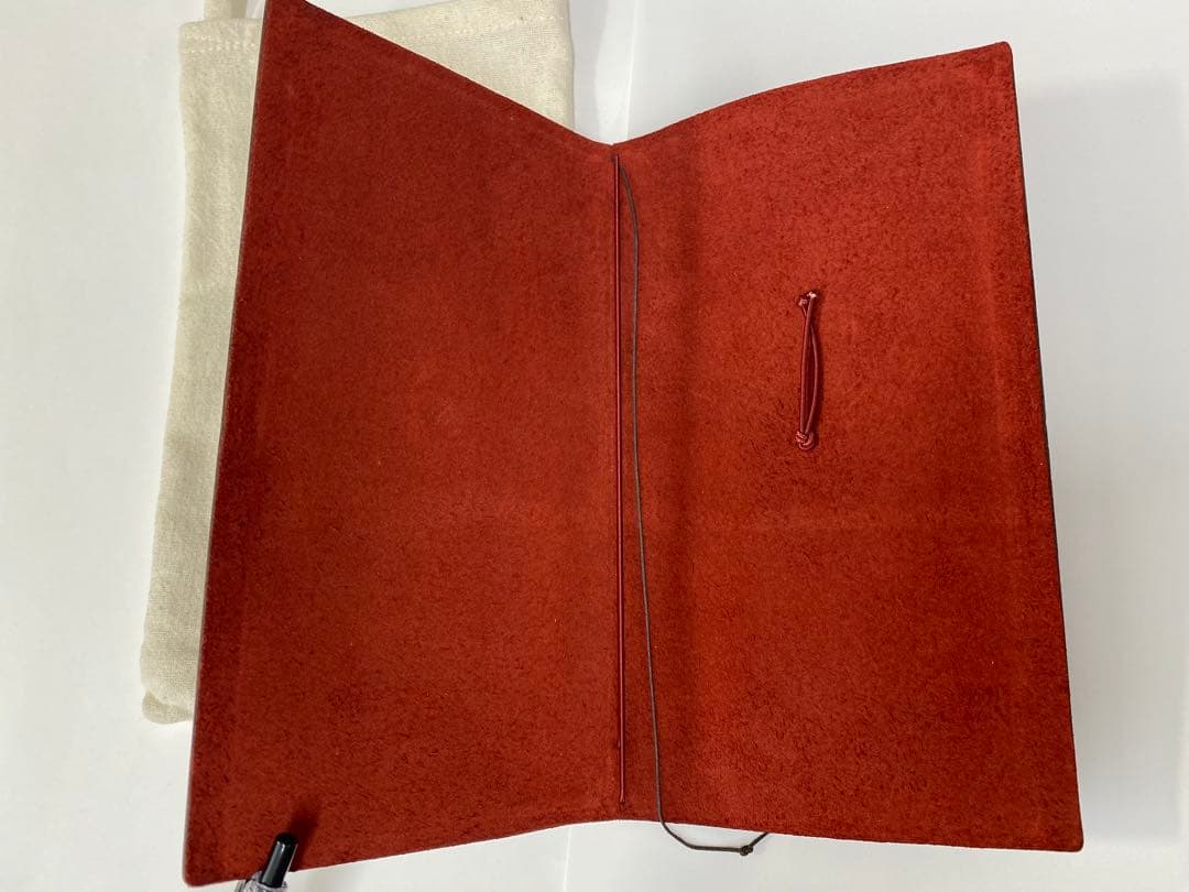 トラベラーズノート　レッド　LOVE&TRIP カバーとコットン袋のみ