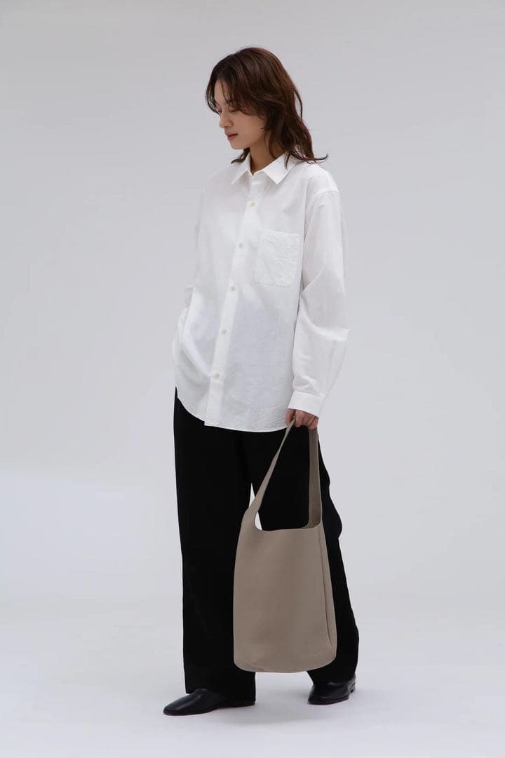 Aeta ショルダーバッグ