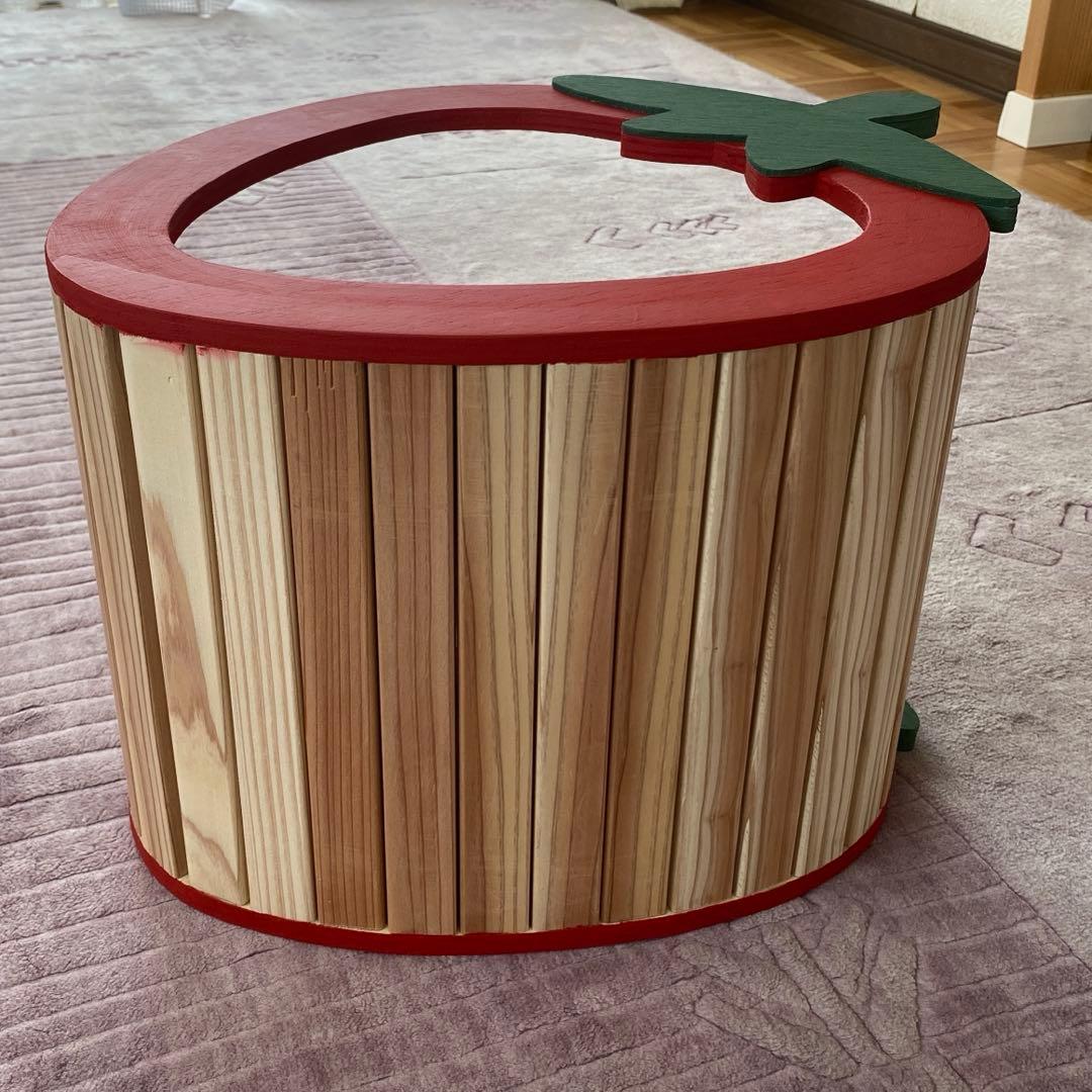 いちごのベッド