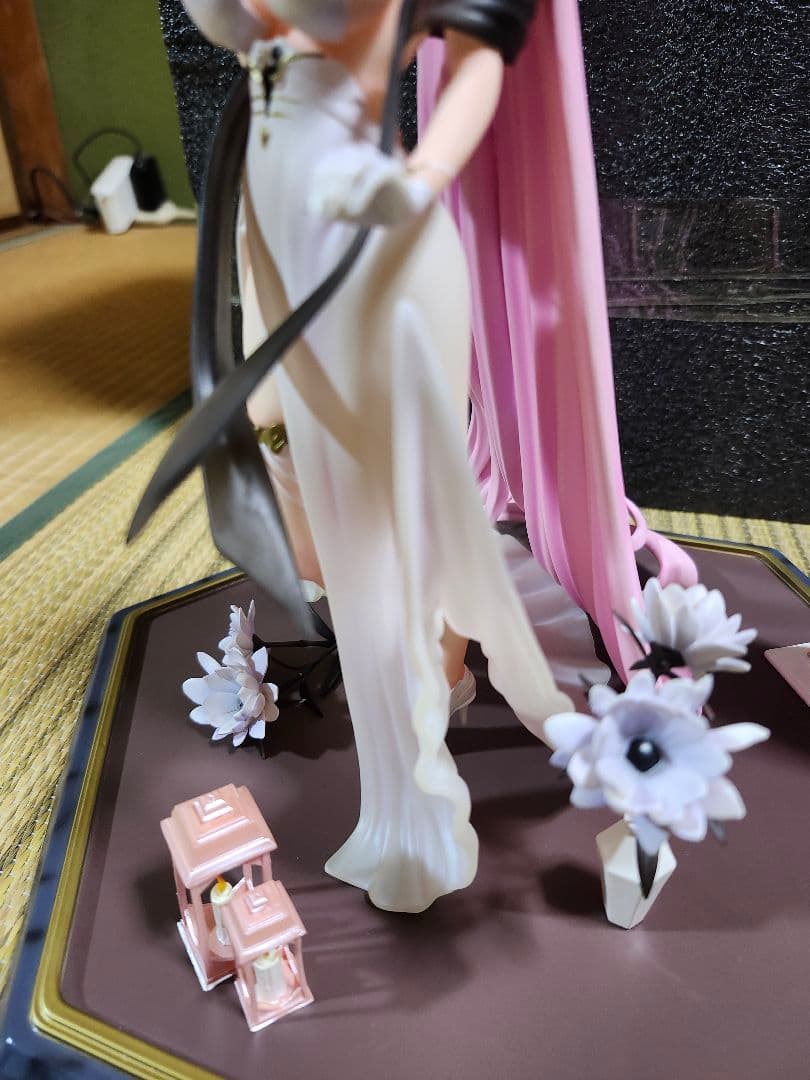 人*間様 ガレージキット 崩壊3rd エリシア(ウェディングドレス) 塗装済み完