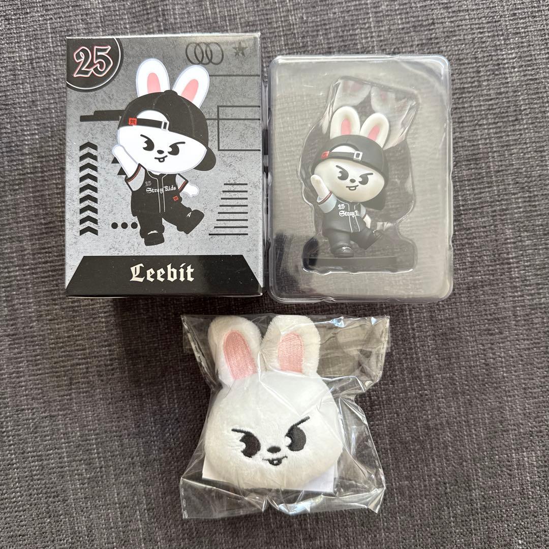 スキズ　リノ　フィギュア　マグネット