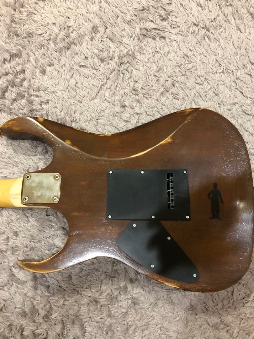 エレキギター　ストラトタイプ