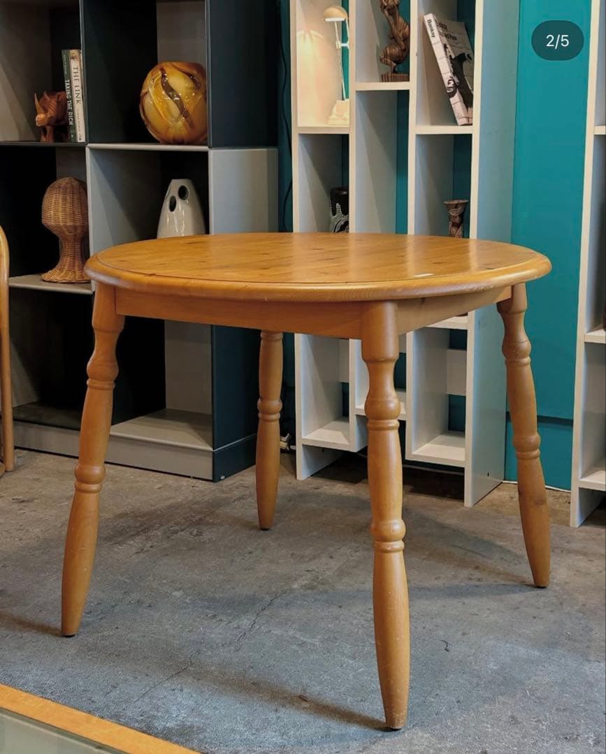 ラウンドダイニングテーブル【monoroom町田】