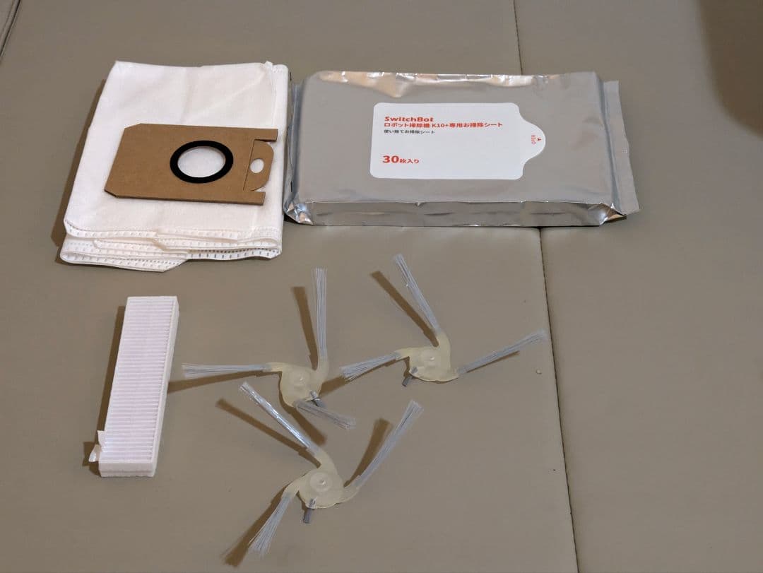 ［最終価格］SwitchBotロボット掃除機K10+　アクセサリー付き