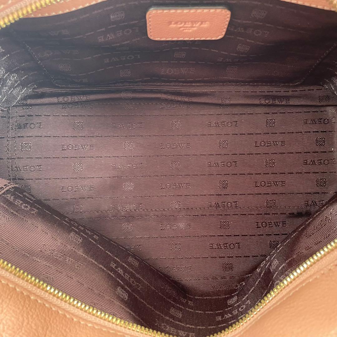 ロエベ　ヘリテージ　ハンドバッグ　ミニボストン　ロゴ型押し