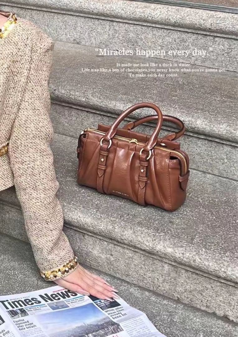 日本完売品CHARLES&KEITH 通勤ショルダー 巧克力ブラウン