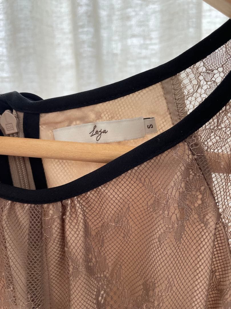 LEJA パフスリーブリボン総レースロングドレスワンピース