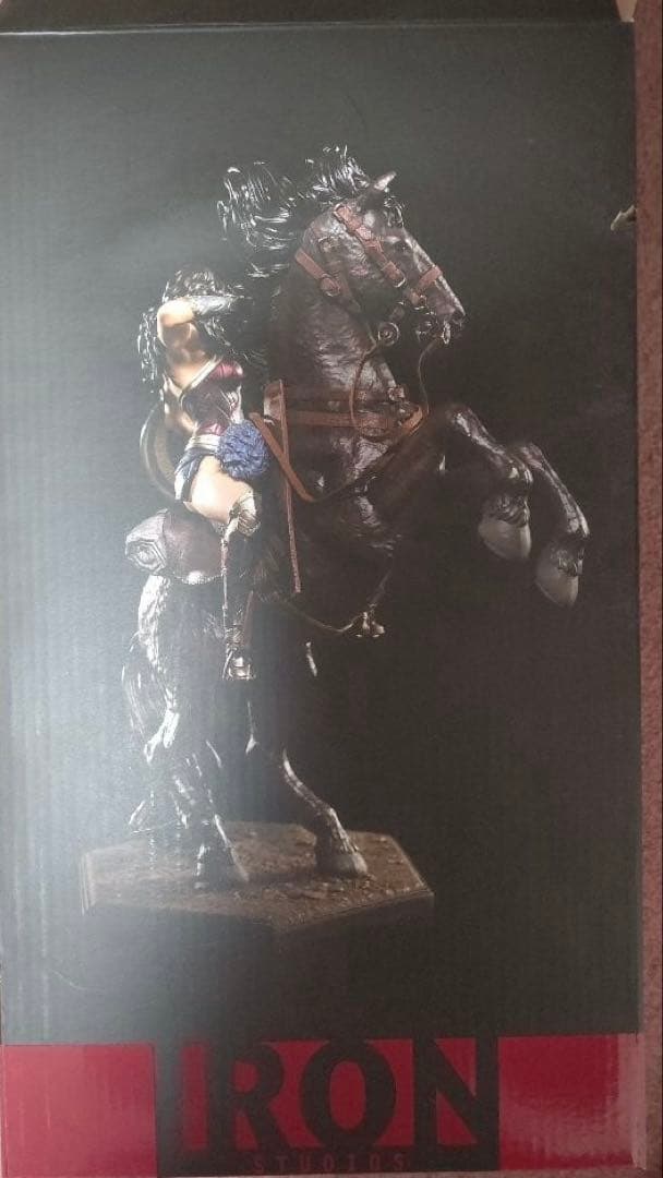 ワンダーウーマン 1/10 DX アートスケール スタチュー