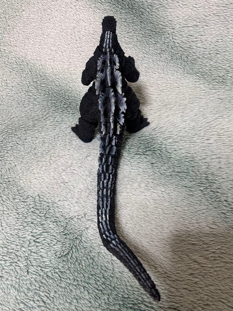 【美品】 S.H.モンスターアーツ ゴジラ