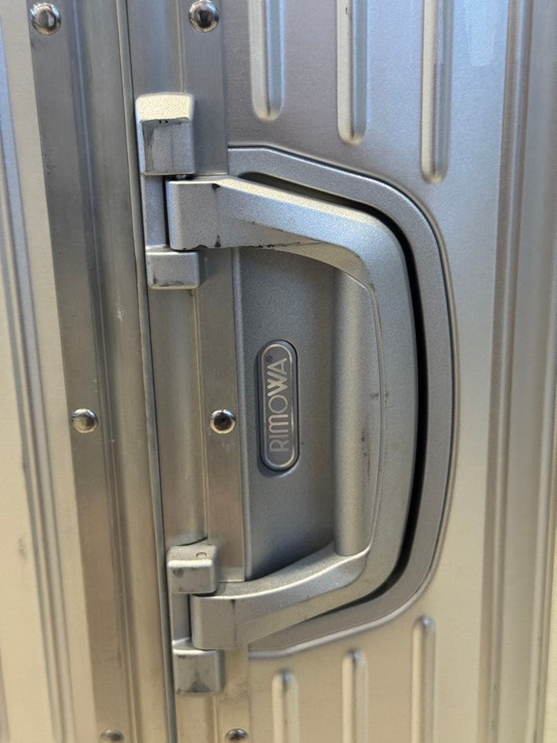 人気モデル　リモワ トパーズ 64L オリジナルチェックイン　4輪