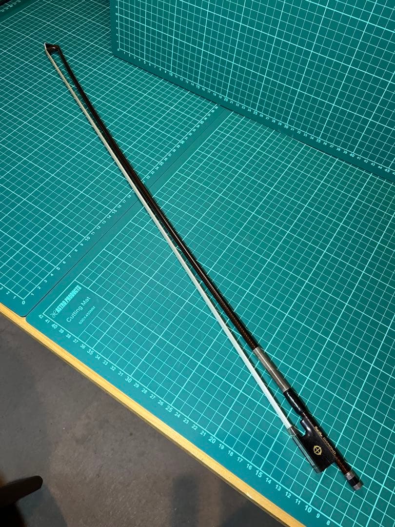 バイオリン用カーボン弓