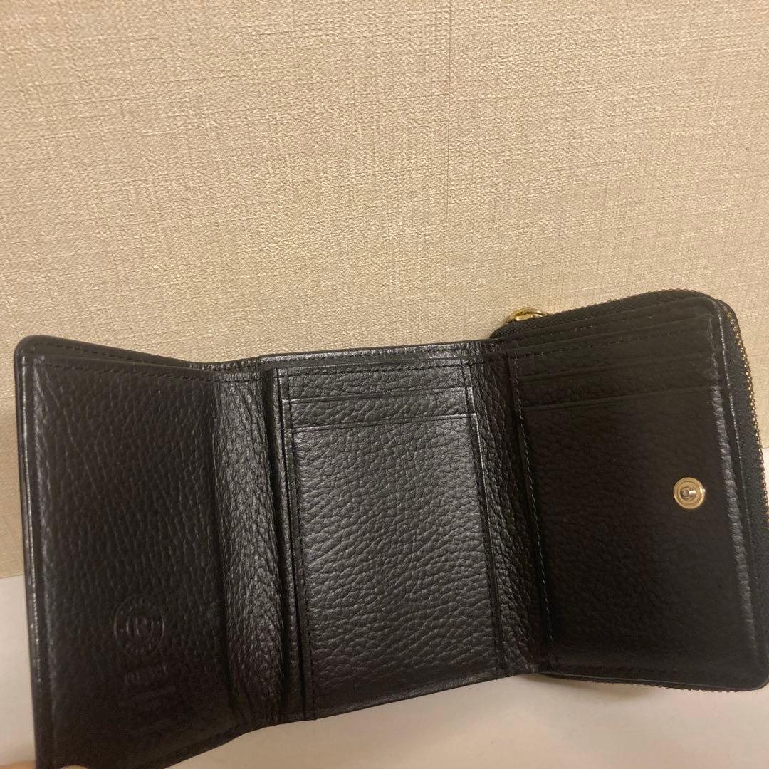 ラシット　三つ折り財布　レザーウォレット　 ラウンドファスナー　ブラック