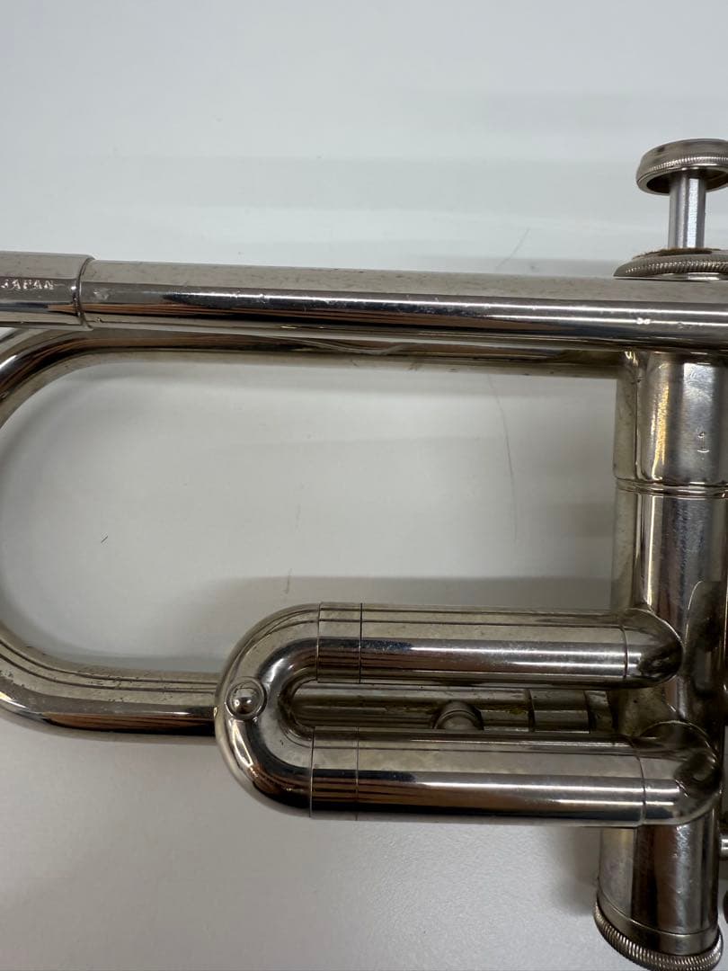 シルバー トランペット バルブ式