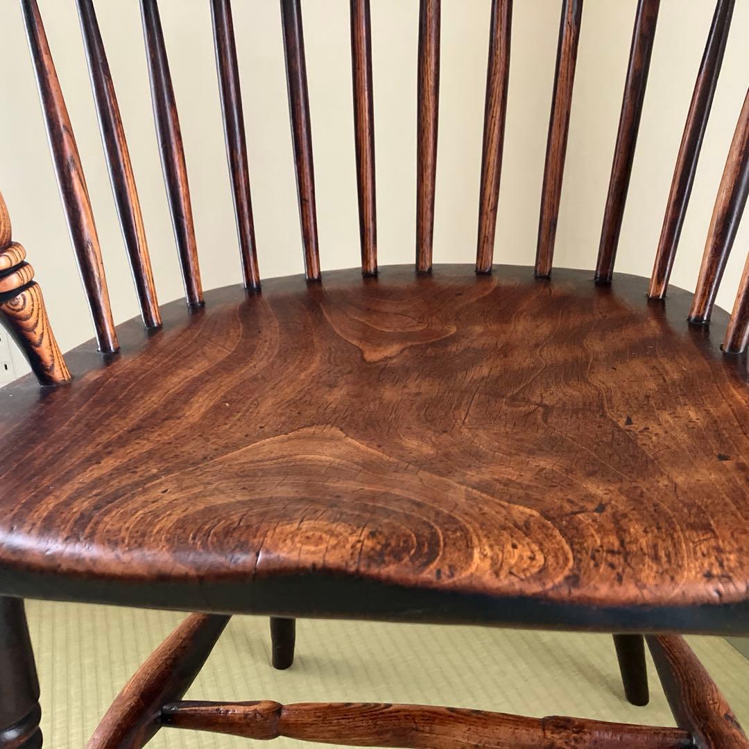 ボウバックチェア　イギリスアンティーク　アーム付き　ウィンザーチェア ー　椅子