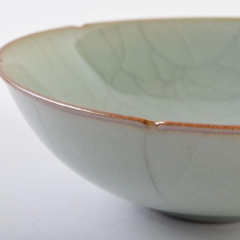 中国　哥窯　青磁　金糸鉄線　氷裂文　輪花皿　C　8994