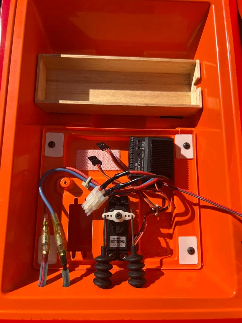 ABCホビー チェーサー　電動ラジコン ボート