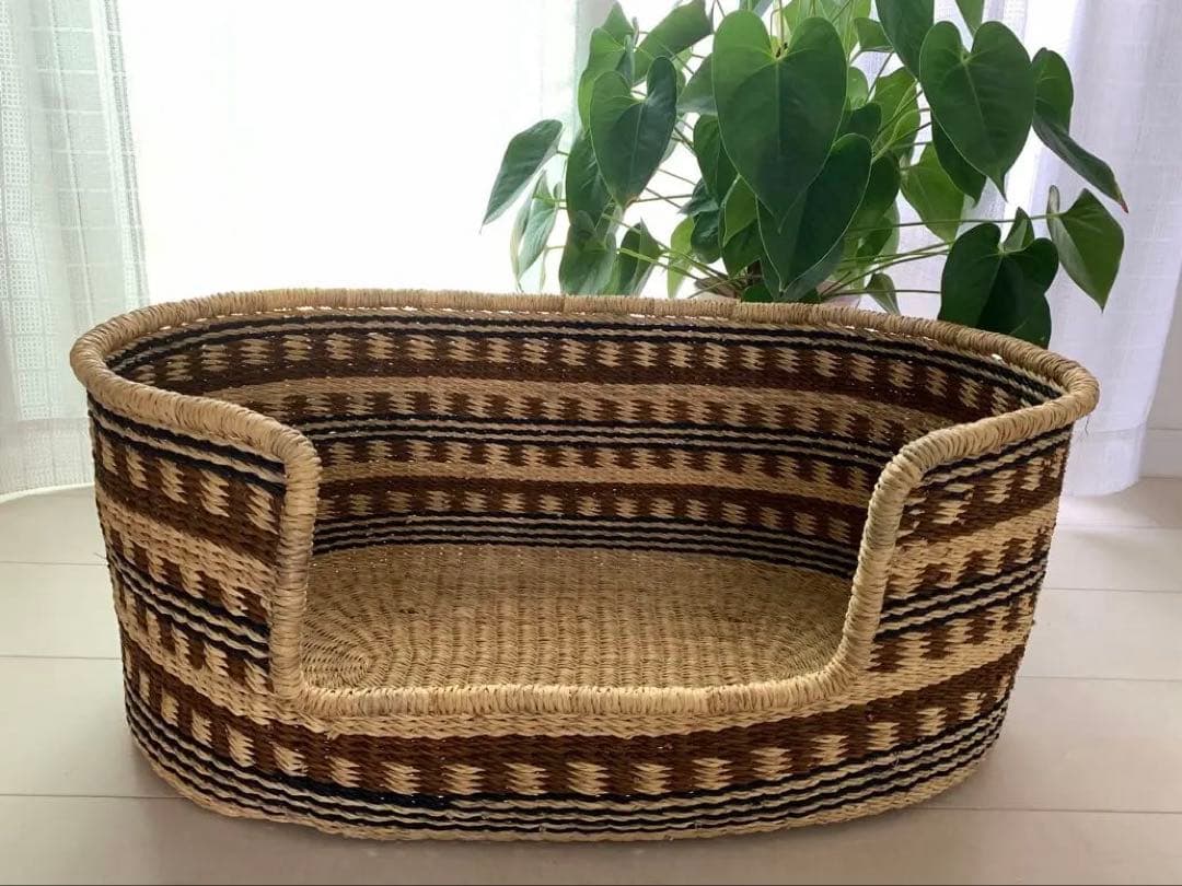 ★新品・未使用★ボルガペットベッド　洗える ハンドメイドカゴベッド　犬猫