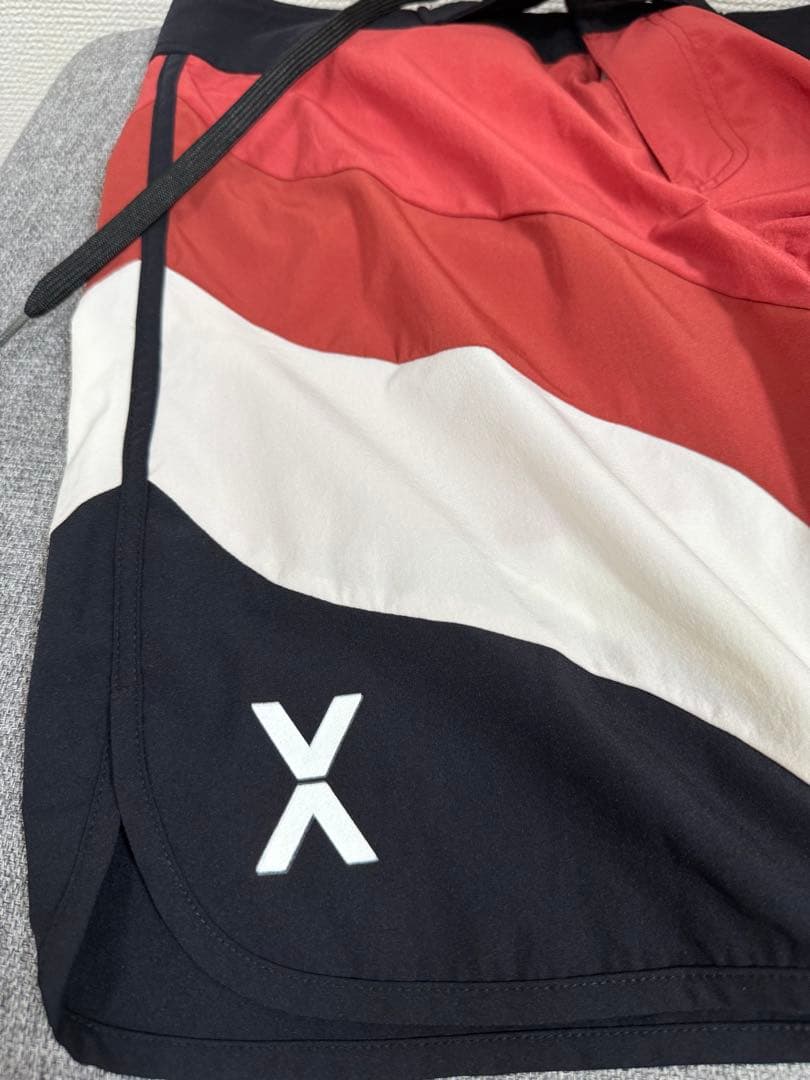 VEATM ビートム サーフパンツ 水着赤黒Sサイズ