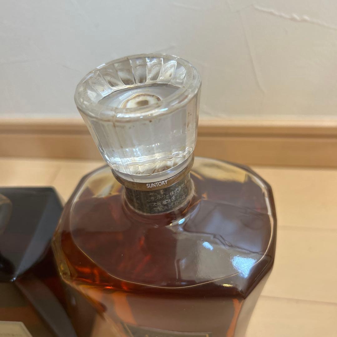 古酒　サントリー ローヤル（クィーンサイズ） & クレスト セット　2箱　4本