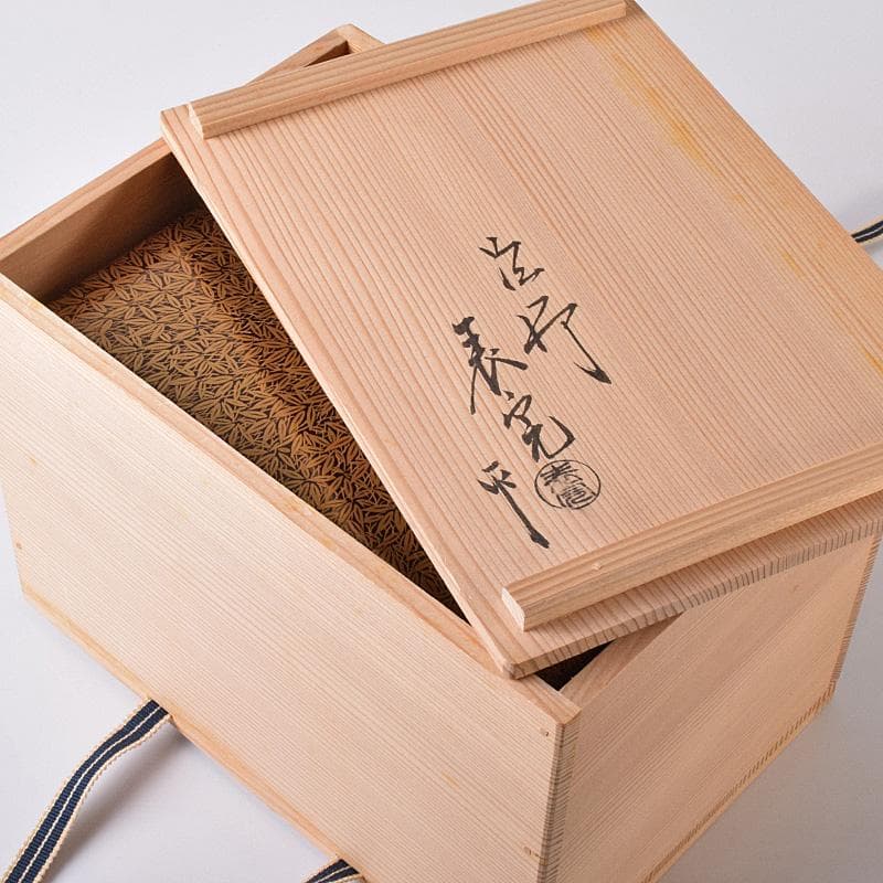 HSK KTHG九谷焼　茶碗など　八点一式　黒船裂仕覆　共箱　JR8250