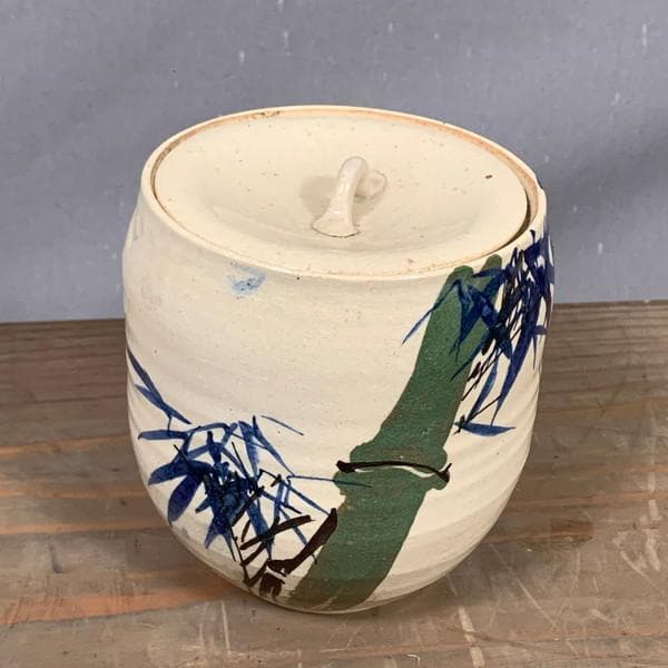 鉄製風炉釜竹絵乾山写水指黒塗棗桑小卓組立式茶道具揃え合せ箱付き[B34159]