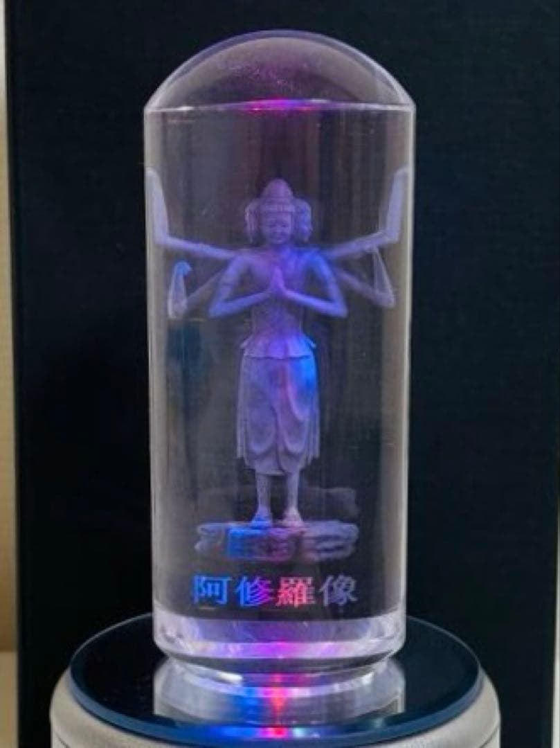 【新品】LED照明付3D阿修羅像あしゅら　鉛を含まないK9クリスタルガラス