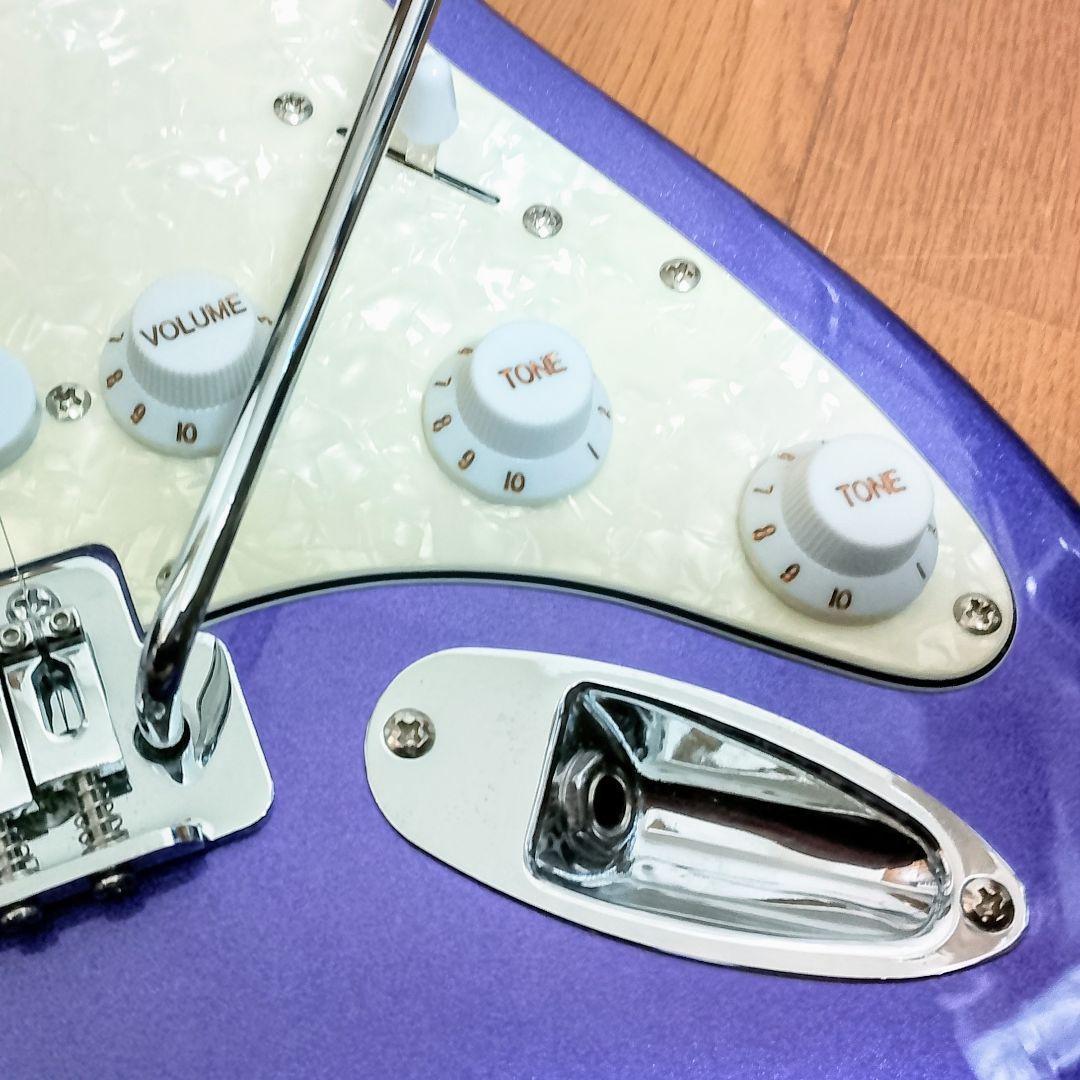 美品　Mavis　ストラトキャスタータイプ　エレキギター　メタリックパープル