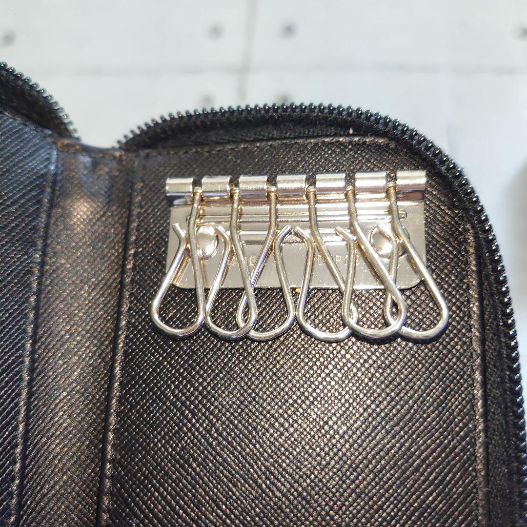 PRADA プラダ キーケース ラウンドファスナー サフィアーノレザー