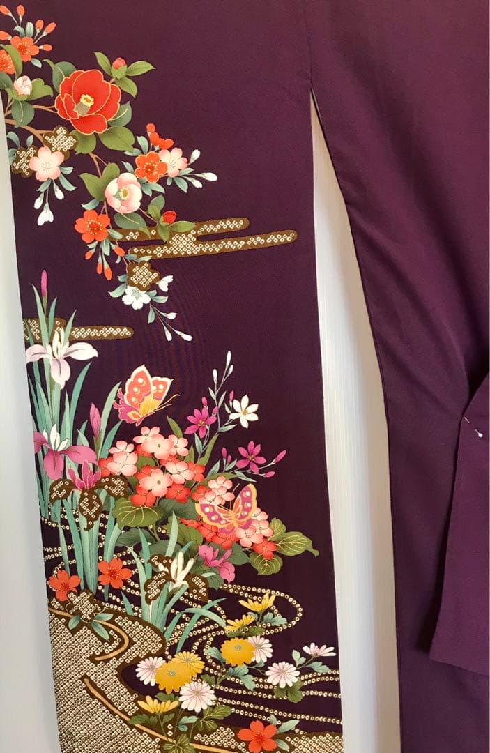 振袖　超美品　正絹　金糸刺繍　濃紫