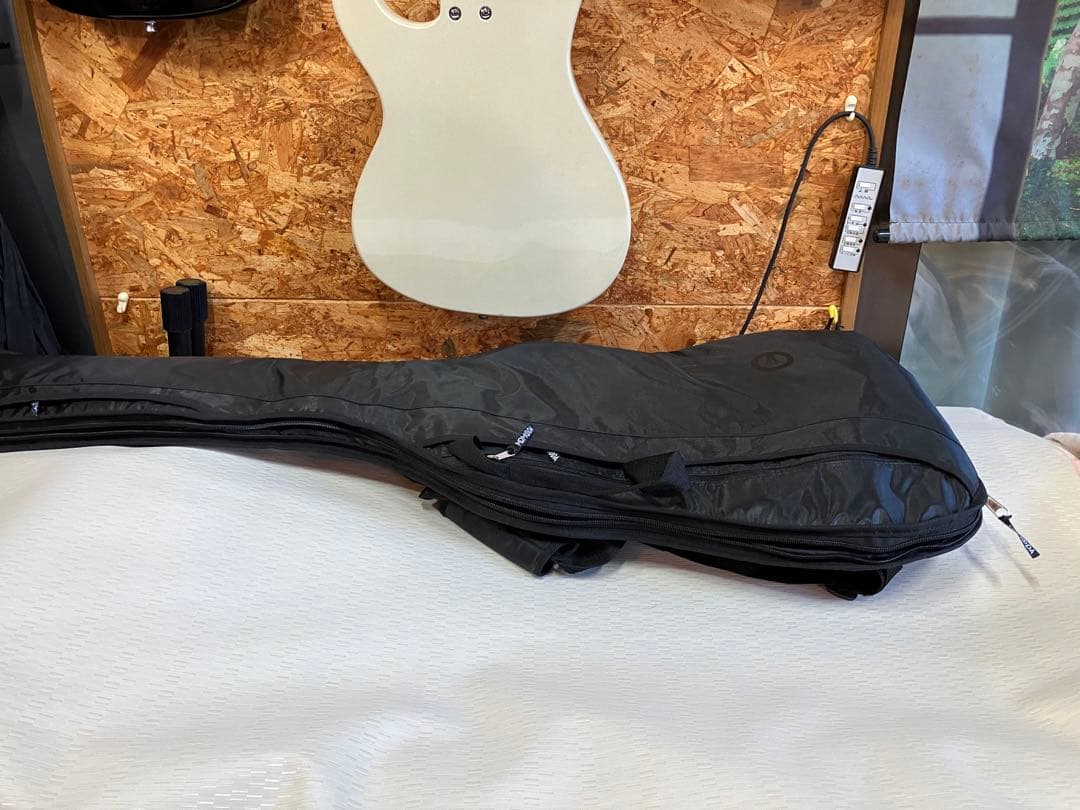 美品ARIAベンチャーズモデル！