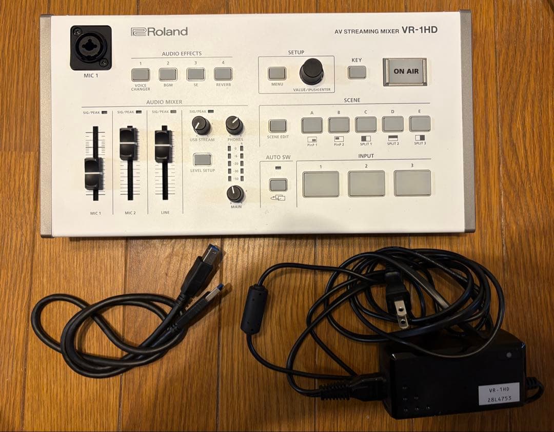 その他 Roland AV Streaming Mixer VR-1HD